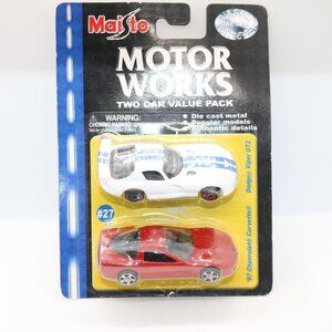Maisto Motor Works #27 1997 Corvette & Dodge Viper GT2 new old stock